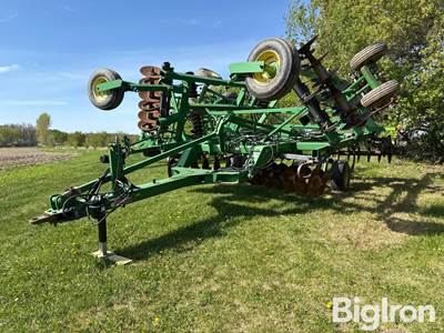 2007 John Deere 512 9 Shank Disk Ripper