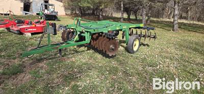 John Deere 627 Tandem Disk