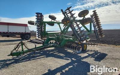 John Deere 630 28' Disk Harrow