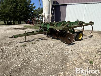 John Deere 712 3-PT 12' Disk-Chisel Ripper