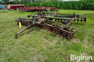 John Deere AW 14' Disk w/9" Spacing