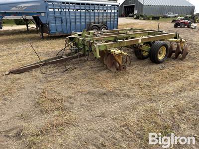 John Deere T0330 Disk