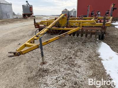 1980 Kent 2109S 12' Disk Chisel