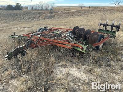 New Idea Pull-Type 17’ Tandem Disk