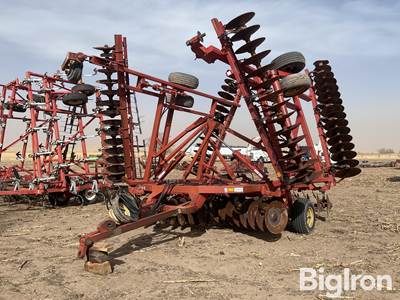 Sunflower 1232-32 Tandem Disk