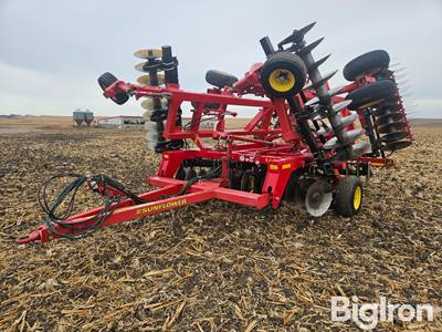 Sunflower 1435-23 23' Wide Tandem Disk