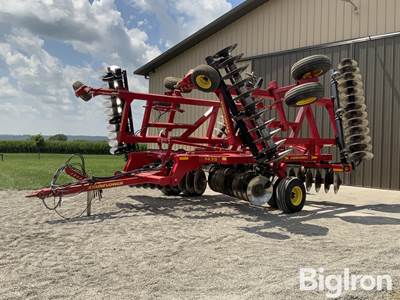 2010 Sunflower 1435 30' Tandem Disk