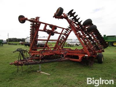 Sunflower 1543-38 38' C-Flex Tandem Disk