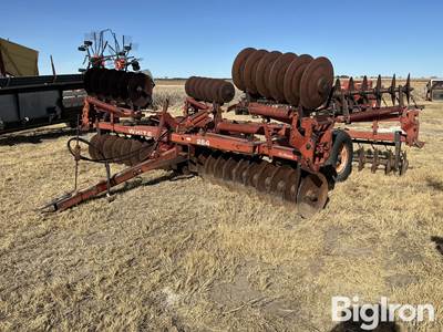 White 264 Pull-Type Tandem Disk