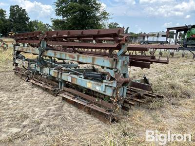 Bell Do-All 40' Bedder/Conditioner