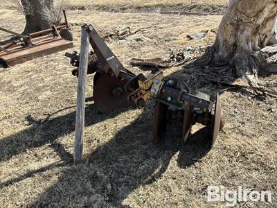 Dempster 3-Pt Track Closer Border Maker