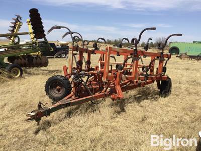 Flex-King 35 Chisel Plow