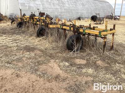 Hamby 41’ 17R30 Chisel Tool Bar