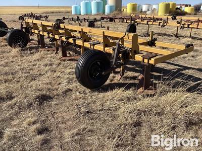 Hamby W-74421L 22’ Sweep/Cultivator Toolbar