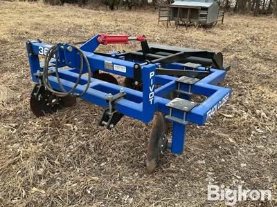 Industrias America 36R Pivot Track Closer