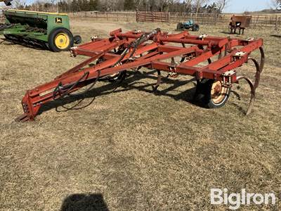 International 55C1111 Chisel