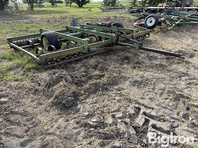 John Deere 950 Packer