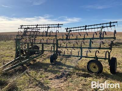 John Deere Spring Tooth