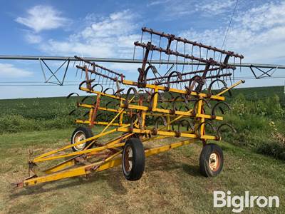 Kent 24’ Hydra Cultivator spring tooth