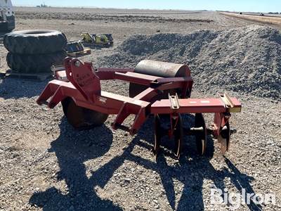 Lindsay Pivot Track Closer