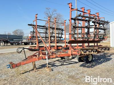 McFarlane SPR-1036 Reel Seedbed Conditioner