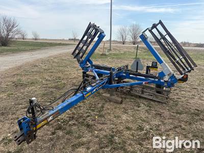 New Holland 19.5' Crumbler Rolling Basket