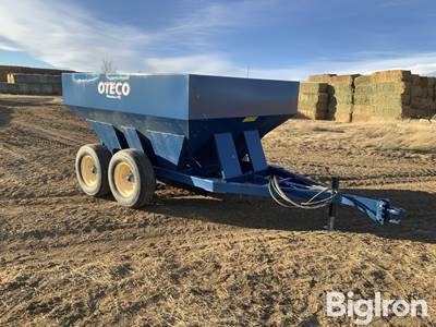 2024 Oteco A100 Pivot Track Filler