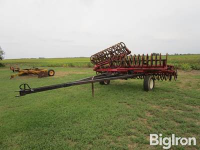 Sterling 31' Hydraulic Fold Packer