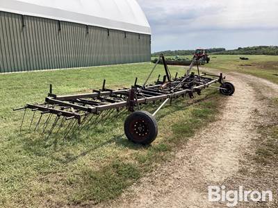 30' Folding Tine Weeder