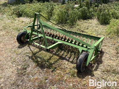 Grass Dethatcher