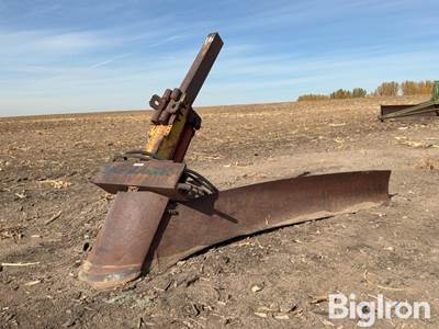 3-Pt Adjustable Width V-Plow Ditcher