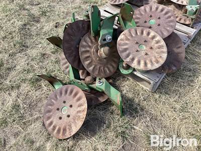 John Deere Row Cleaner Coulters