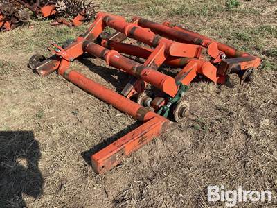 Richardson / Sunflower Axles