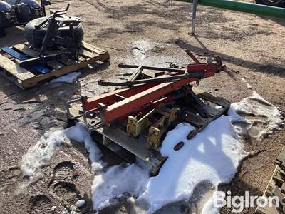 Toolbar Hitches & Wing Guide Wheels