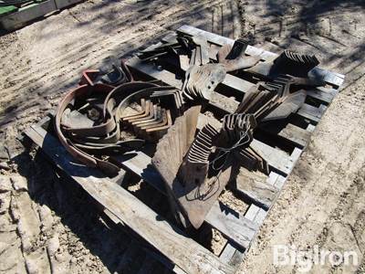 Tillage Sweeps, Shanks and Brackets