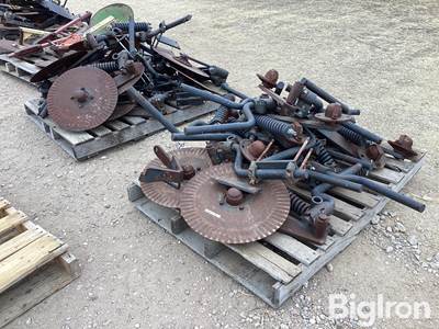 Yetter 19” Opening Discs/Brackets