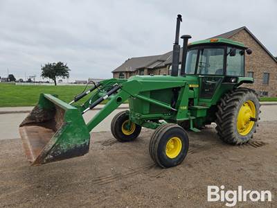 1976 John Deere 4630 2WD Tractor w/Loader