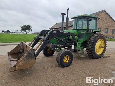 John Deere 4630 2WD Tractor w/Loader