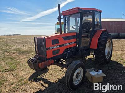 1991 AGCO Allis 6690 2WD Tractor