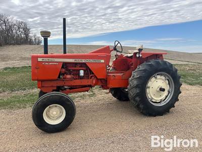 1970 Allis-Chalmers 190XT Series 3 2WD Tractor