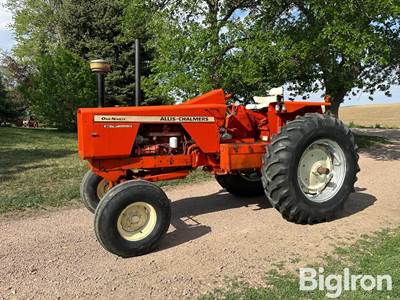 Allis-Chalmers 190XT Series 3 2WD Tractor