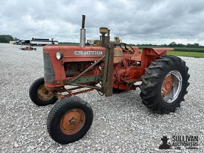 Allis Chalmers D17 2WD Tractor