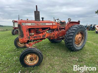 1964 Allis-Chalmers D17 Series-4 2WD Tractor