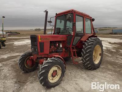 Belarus 925 MFWD tractor