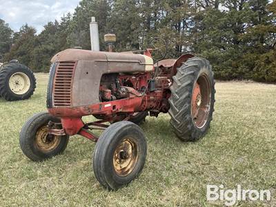 1947 Cockshutt 35 2WD Tractor