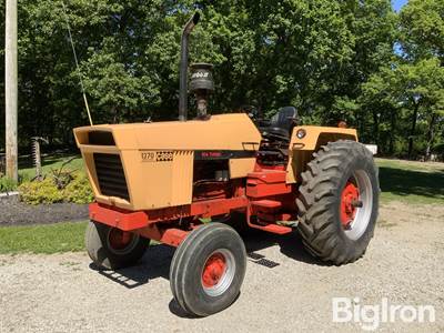 1975 Case 1370 2WD Tractor