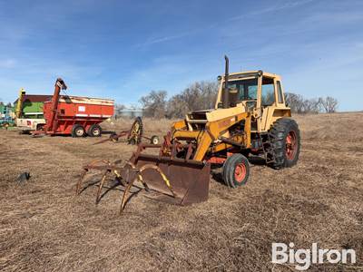 1971 Case 970 Tractor W/Loader