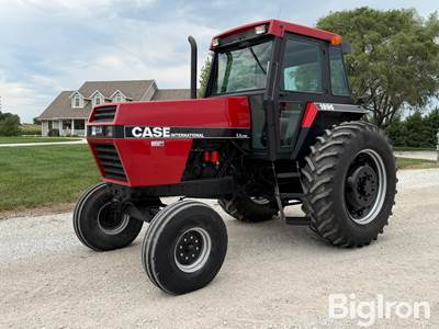 1989 Case IH 1896 2WD Tractor