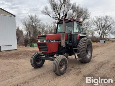1986 Case IH 2294 2WD Tractor