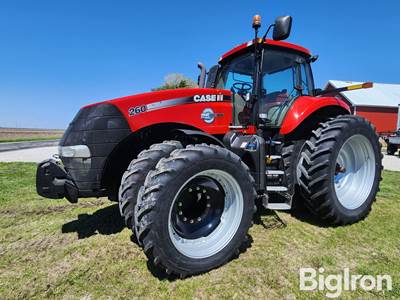 2013 Case IH 260 Magnum MFWD Tractor